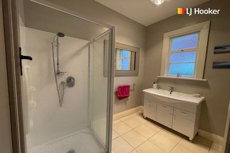 Photo of property in 16 Kirriemuir Street, Maryhill, Dunedin, 9011