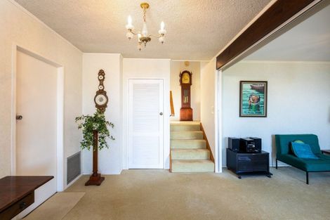 Photo of property in 14 Scott Street, Moturoa, New Plymouth, 4310