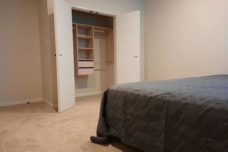 Photo of property in 8 Skua Road, Hobsonville, Auckland, 0616