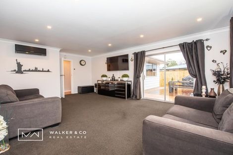 Photo of property in 10 Akron Grove, Totara Park, Upper Hutt, 5018