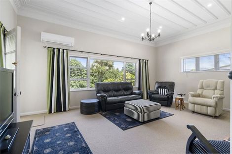 Photo of property in 32 Victoria Avenue, Dannevirke, 4930