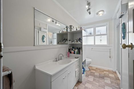 Photo of property in 174 Victoria Street, Dargaville, 0310