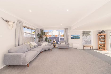 Photo of property in 20 Roberta Drive, Somerfield, Christchurch, 8024