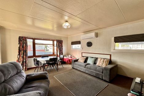 Photo of property in 34 Eglinton Street, Winton, 9720
