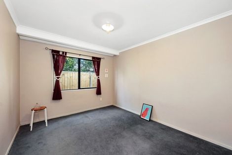 Photo of property in 21 Waiwherowhero Drive, St Andrews, Hamilton, 3200