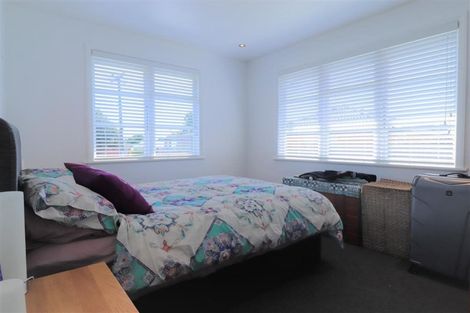 Photo of property in 22 Bowater Place, Manurewa, Auckland, 2102