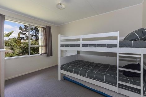 Photo of property in 14 Luke Place, Fairy Springs, Rotorua, 3015