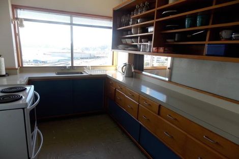 Photo of property in Mansfield Towers, 1 Grant Road, Thorndon, Wellington, 6011