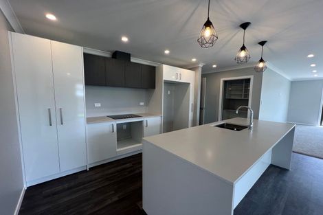 Photo of property in 10 Sanson Place, Levin, 5510