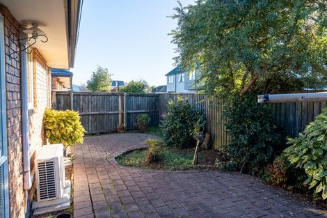Photo of property in 126 Clarence Street, Riccarton, Christchurch, 8011
