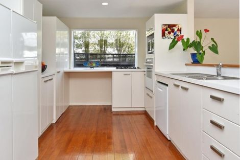 Photo of property in 21 Condell Avenue, Papanui, Christchurch, 8053