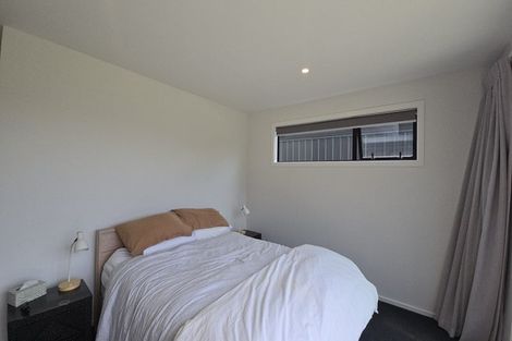 Photo of property in 16 Barn Road, Jacks Point, 9371