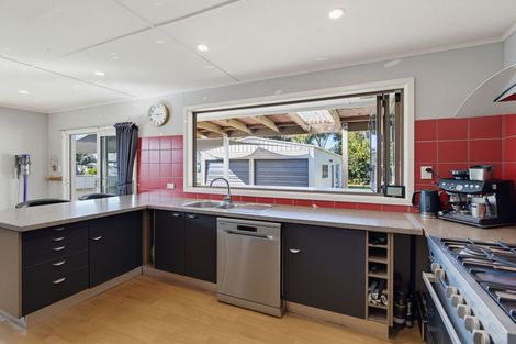 Photo of property in 1222 Norfolk Crescent, Mayfair, Hastings, 4122