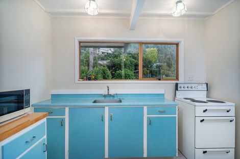 Photo of property in 3 Patricia Place, Hahei, Whitianga, 3591