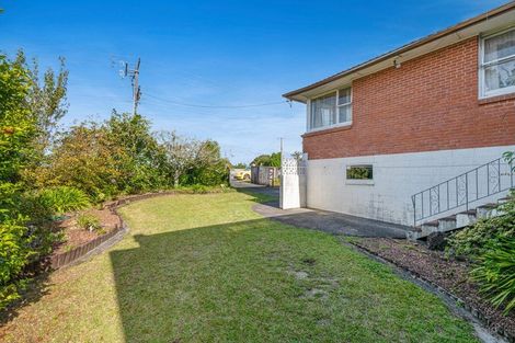 Photo of property in 38 Sunset Road, Unsworth Heights, Auckland, 0632