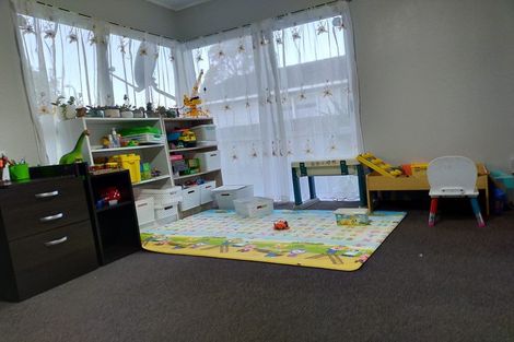 Photo of property in 2 Misty Place, Papatoetoe, Auckland, 2025