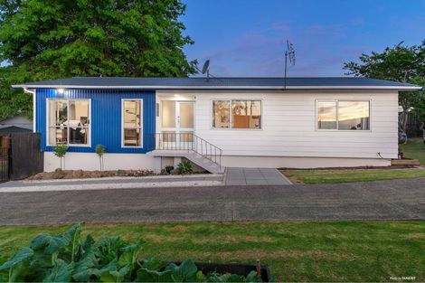 Photo of property in 16 Urlich Drive, Ranui, Auckland, 0612
