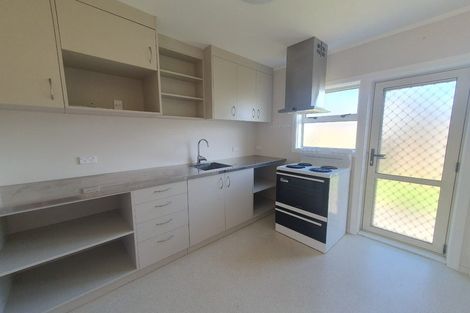 Photo of property in 15 Grande Vue Road, Papatoetoe, Auckland, 2025