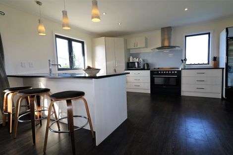 Photo of property in 5 Hartley Avenue, Carterton, 5713