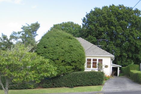 Photo of property in 9 Le Roy Terrace, Birkenhead, Auckland, 0626