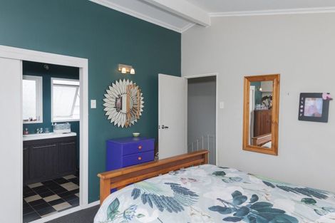 Photo of property in 144 Harris Street, Inner Kaiti, Gisborne, 4010