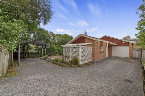 Photo of property in 7 Wattle Street, New Lynn, Auckland, 0600