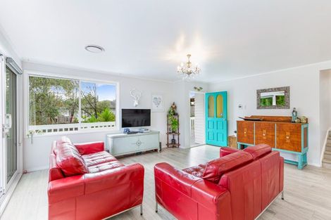 Photo of property in 59 Weatherly Road, Torbay, Auckland, 0630