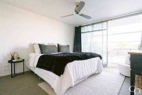 Photo of property in Palm Cove Apartments, 201/6 Tawa Street, Mount Maunganui, 3116