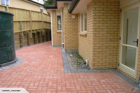 Photo of property in 50b Seaton Road, Murrays Bay, Auckland, 0630