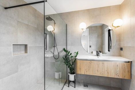 Photo of property in 96 Buckley Avenue, Hobsonville, Auckland, 0616