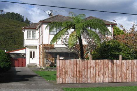 Photo of property in 10 Peck Street, Taita, Lower Hutt, 5011