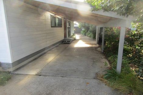 Photo of property in 21 Oriwa Street, Waikanae, 5036