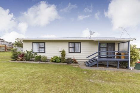 Photo of property in 42 Fraser Drive, Feilding, 4702