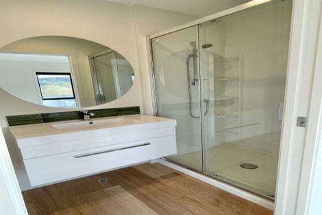 Photo of property in 5b Stockport Grove, Churton Park, Wellington, 6037