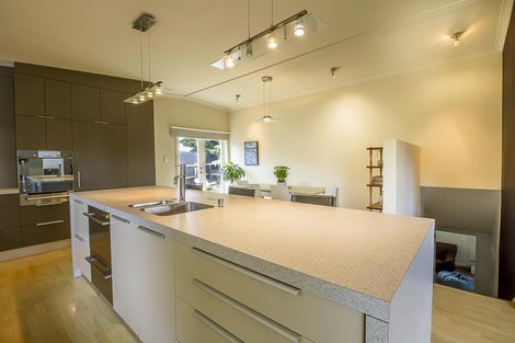 Photo of property in 12 Kent Crescent, Awapuni, Palmerston North, 4412