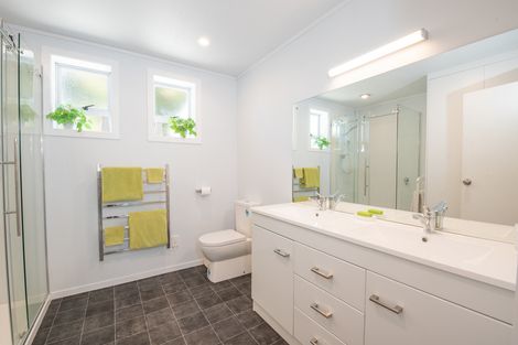 Photo of property in 75 Shields Street, Clyde, 9330