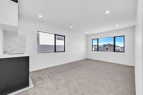 Photo of property in 6 Ballyliffin Drive, Flat Bush, Auckland, 2019