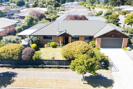 Photo of property in 2 Ashleigh Way, Waikanae Beach, Waikanae, 5036