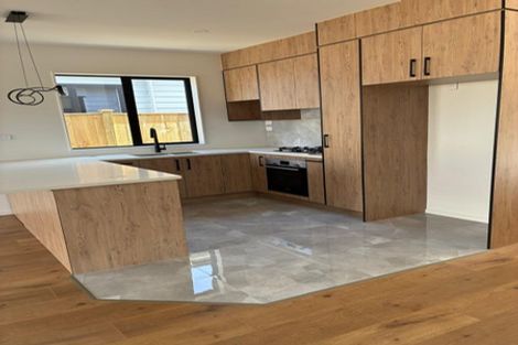 Photo of property in 13 Kaapehu Street, Karaka, 2578