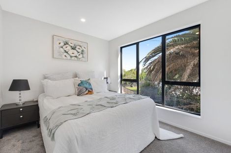 Photo of property in 140e Edgewater Drive, Pakuranga, Auckland, 2010