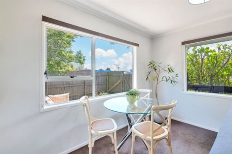 Photo of property in 1/6 Putney Place, Ranui, Auckland, 0612