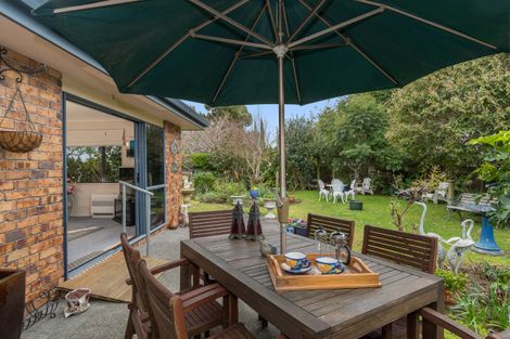 Photo of property in 1 Manor Park Drive, Pyes Pa, Tauranga, 3112