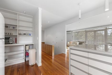 Photo of property in 113 Kawaha Point Road, Kawaha Point, Rotorua, 3010