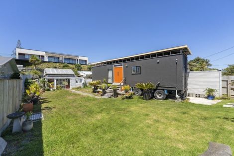 Photo of property in 48 Moana Street, Otaki Beach, Otaki, 5512