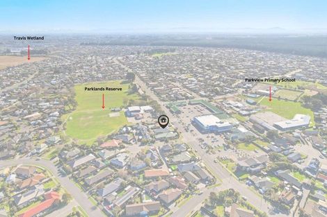 Photo of property in 57 Queenspark Drive, Parklands, Christchurch, 8083