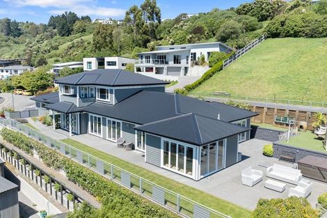 Photo of property in 6 Rushden Rise, Westmorland, Christchurch, 8025