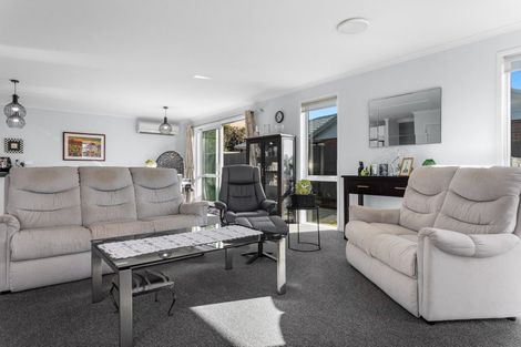 Photo of property in 33 Omega Place, Coastlands, Whakatane, 3120