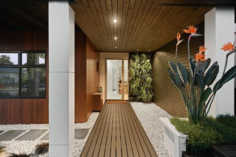 Photo of property in 22 Gilbass Avenue, Hamilton Lake, Hamilton, 3204