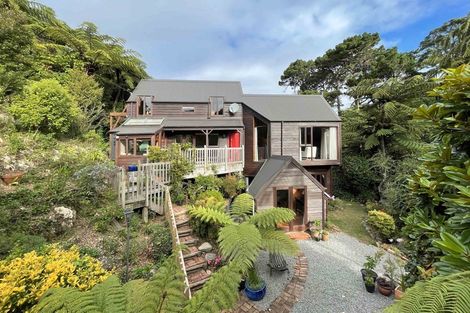 Photo of property in 30 Delhi Crescent, Khandallah, Wellington, 6035