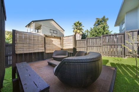 Photo of property in 21 Ian Sage Avenue, Torbay, Auckland, 0630